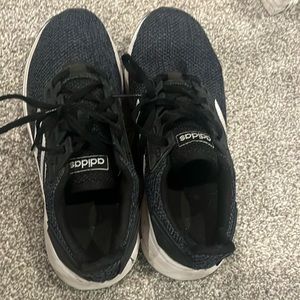 Black Adidas runners